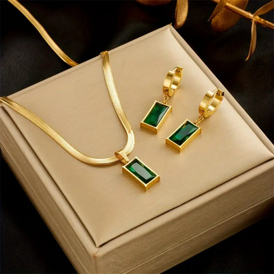 Olivia – Verdain smyckeset i 18k guld