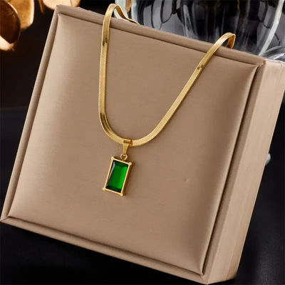 Olivia – Verdain smyckeset i 18k guld