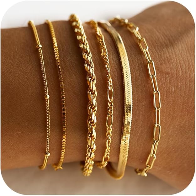 Linn - Kollektion av gyllene armband