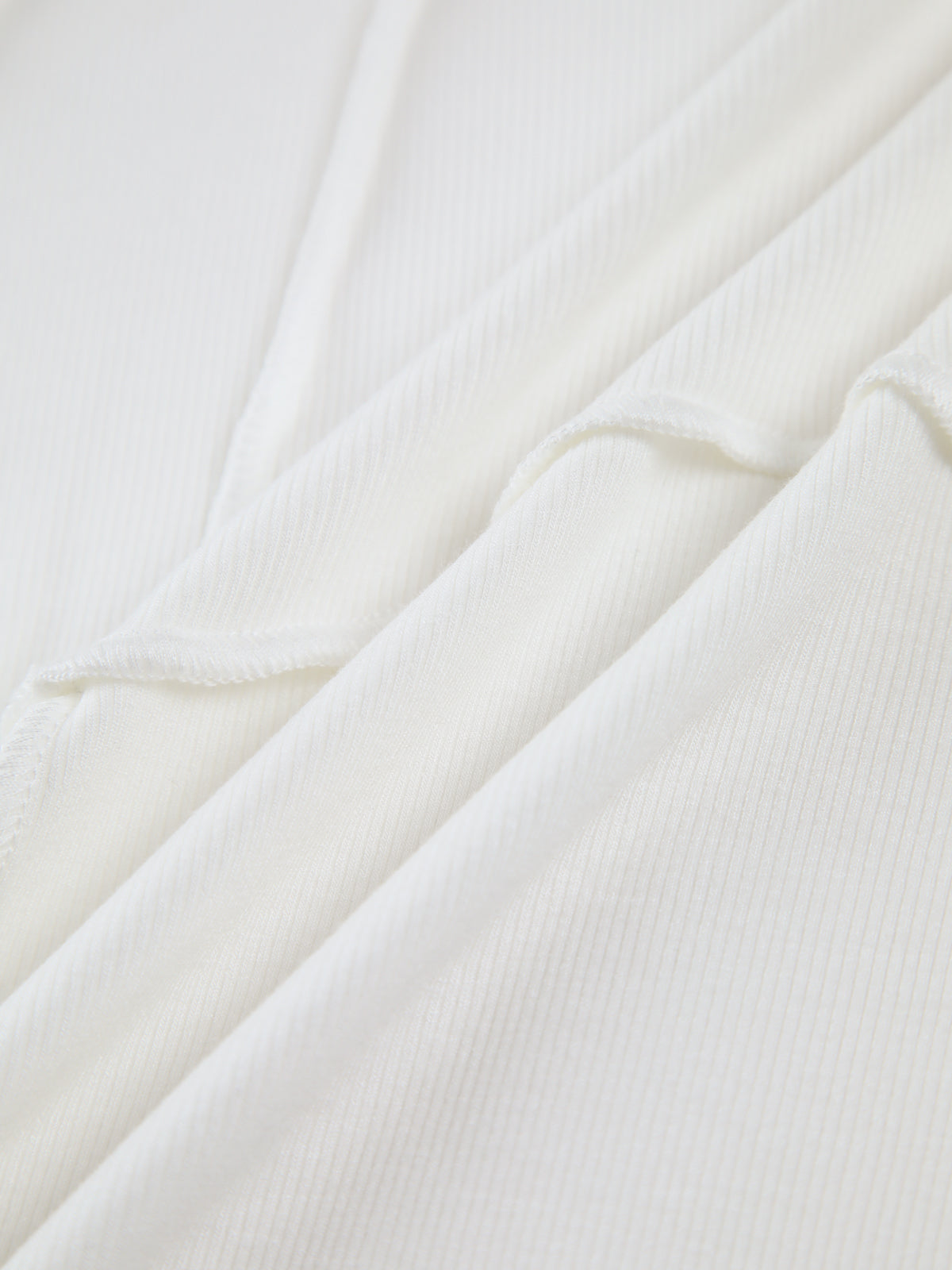 Högkragad långärmad topp – Stilren look med självsäker elegans