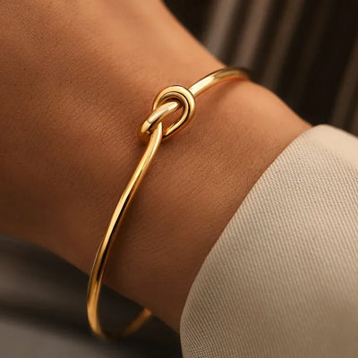 Alice –  Armring med signaturknut